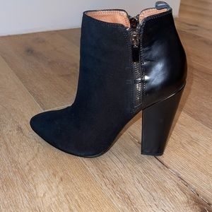 Halogen Black Suede Booties size 8.5